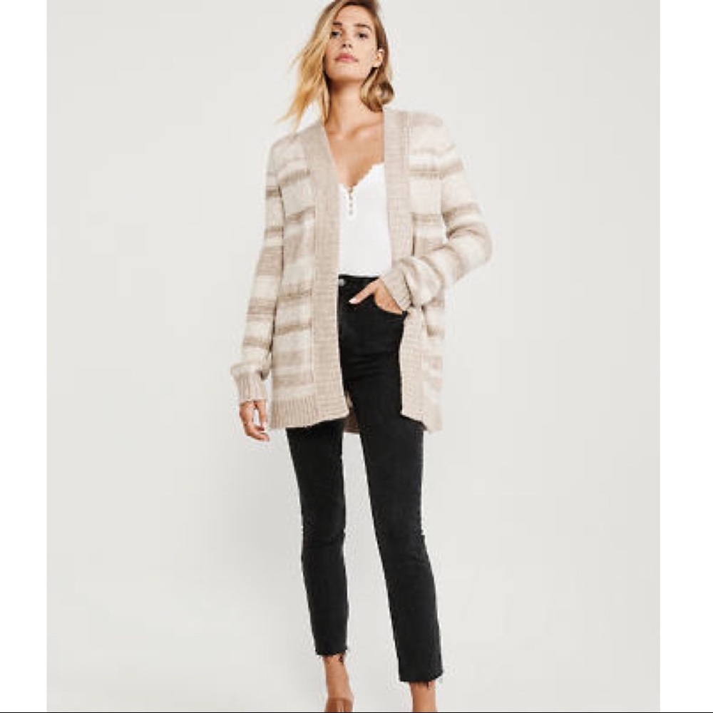 NWT Abercrombie & Fitch Cardigan